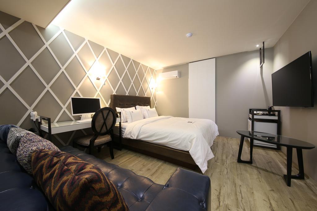 Avenue Hotel Jeonju Exterior foto