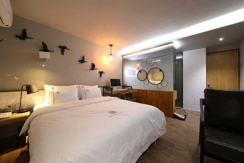 Avenue Hotel Jeonju Exterior foto